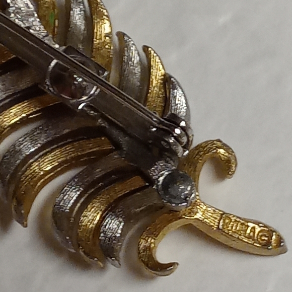 VTG ROMA Brooch - Picture 3 of 7